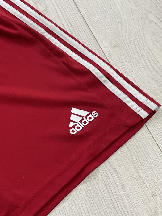 Шорти «Adidas» розмір М