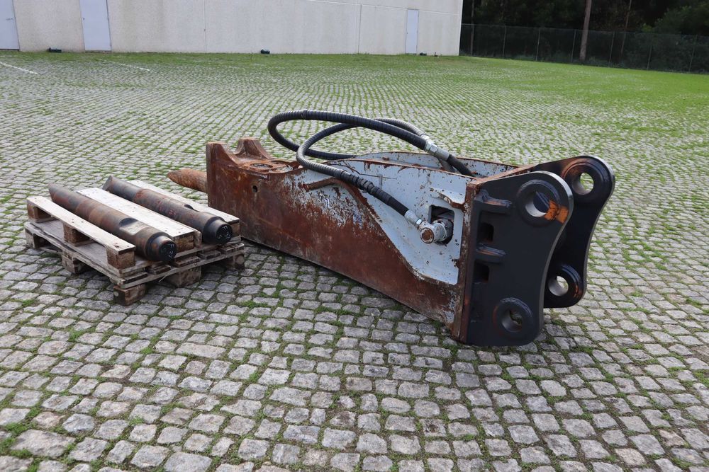 Furukawa FXJ475 3205 kg 33–55 t Martelo Hidráulico