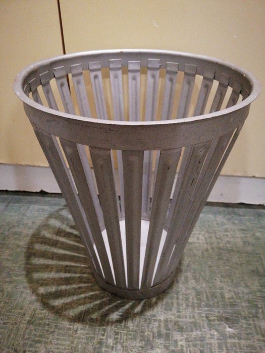 Ведро /корзина/для мусора, оцинкованное