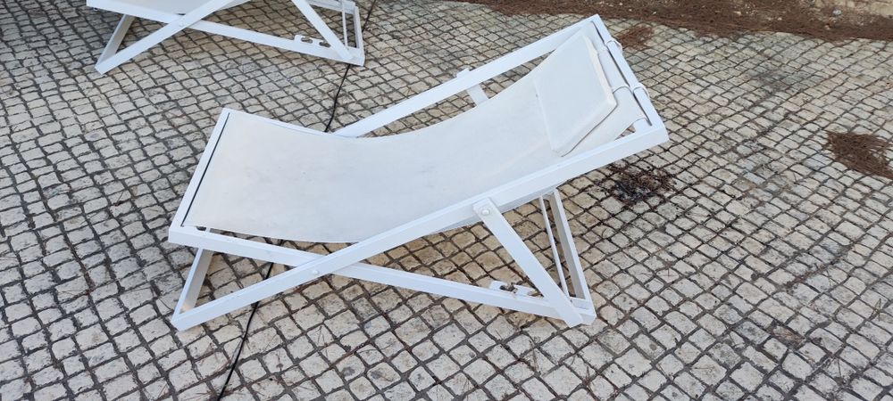 2 - Espreguiçadeiras em alumínio