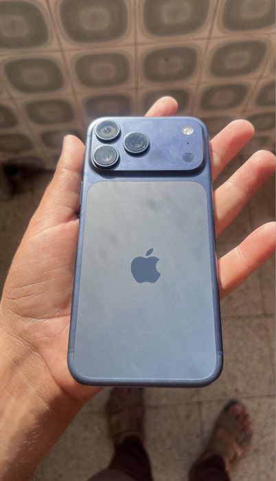 Troco Iphone 17 pro max 258gb