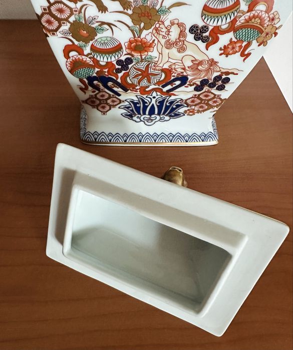 Talha jarra vaso oriental com tampa Vista Alegre - Samurai