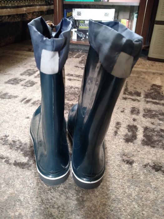 Резиновые сапоги 39-40 размер
