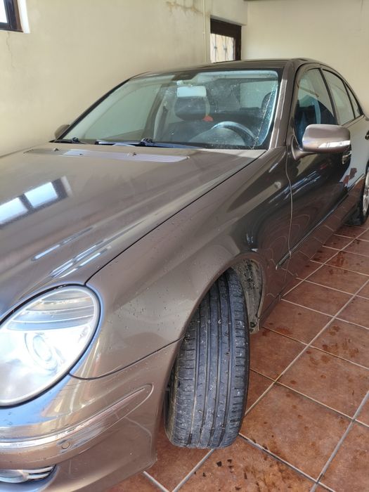 Mercedes E 220 selo barato428005322088130567