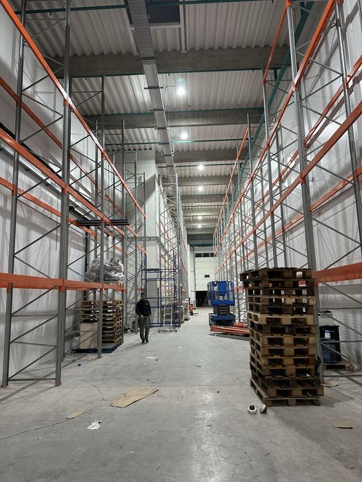 Монтаж/демонтаж стелажів