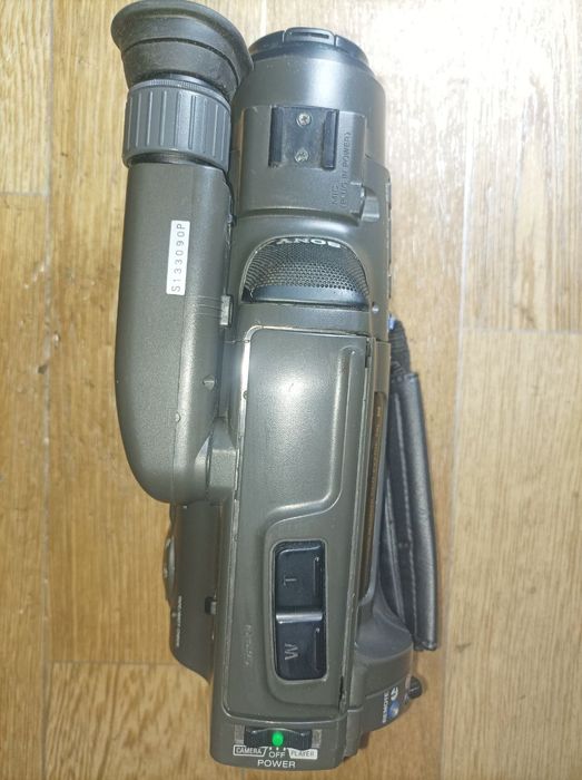 Sony CCD-FX270E відеокамера