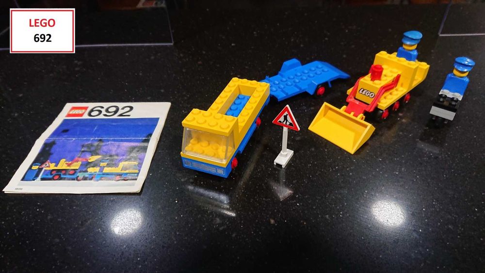 LEGO Anos 70: 692; 694; 692; 655; 693; 612; 615; 696