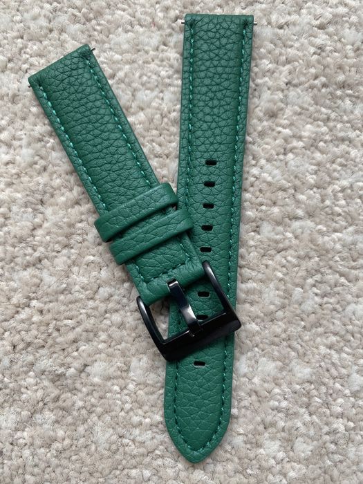 Bracelete em Pele Genuína tamanho 20mm, com sistema de fácil remoção, indicada para smart Watch