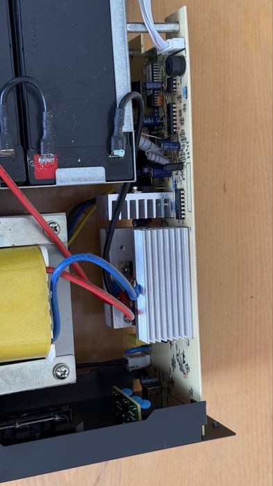 LogicPower K1000VA. 24в. Безперебійник. ДБЖ. УПС. UPS. Інвентор