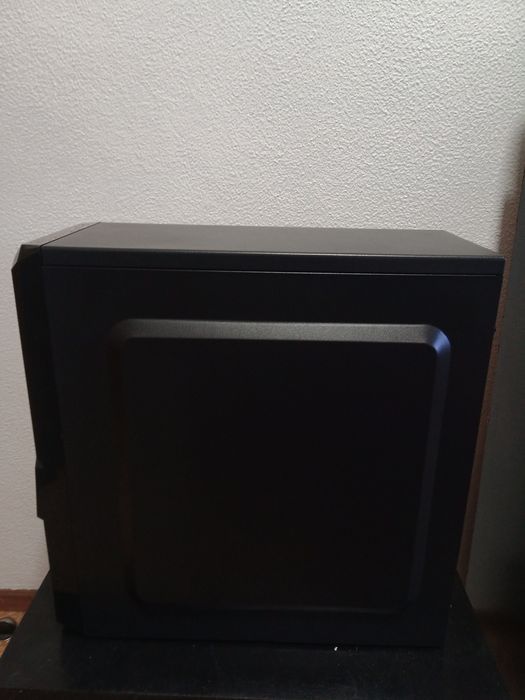 Computer Case64354171176962121