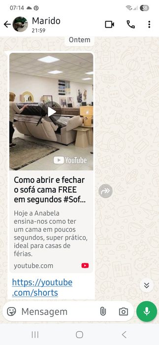 Sofá cama de dois lugares  creme