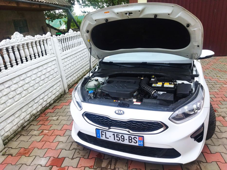 Кia Ceed 2021 рік 1.6 Дизель