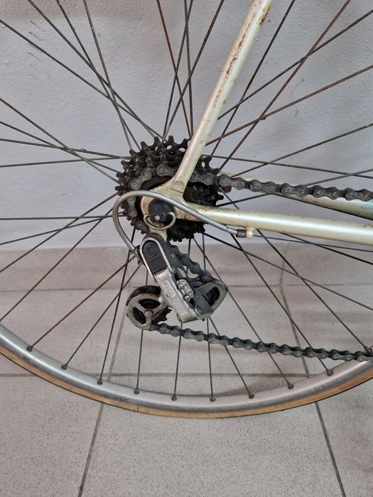 Bicicleta estrada Altis