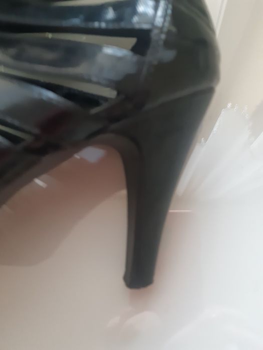 Buty ŚLICZNE botki na paski