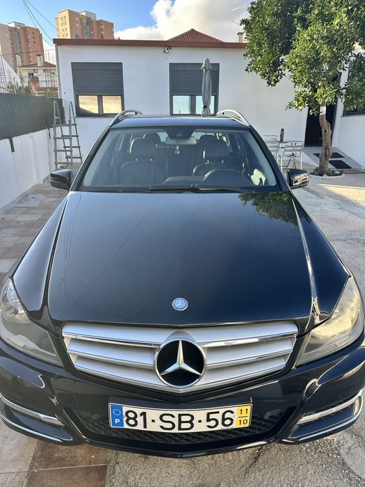 Mercedes-Benz 220 — fotografia 6
