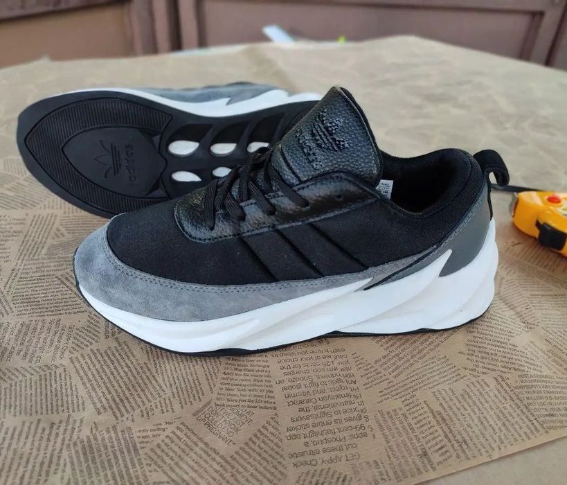 Adidas sharks 41-44