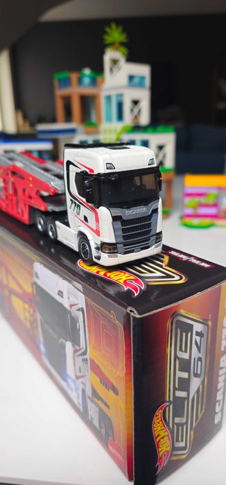 ホットウィール RLC エリート64 スカニア 770 S トレーラー Hot Wheels Elite 64 Scania 770 S | Mattel Creations UK