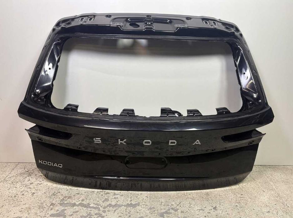 Skoda Kodiaq II 57H Кришка багажника