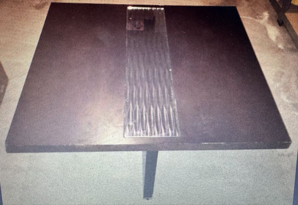 Conjunto Mesa e 4 bancos