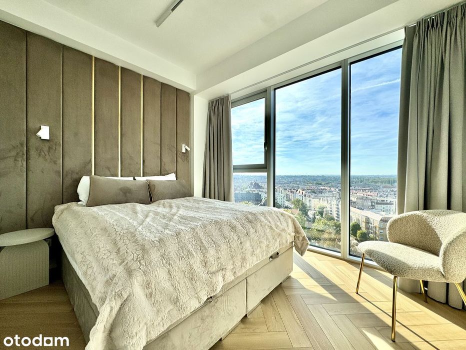 Nowoczesny i luksusowy apartament z tarasem w Centrum