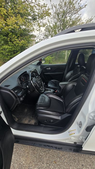 2020 Jeep Cheroke
