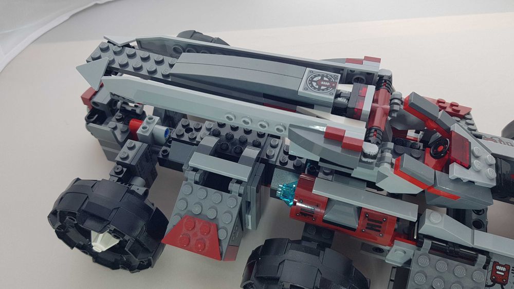 Zestaw LEGO Chima 70009 Pojazd bojowy Worriza