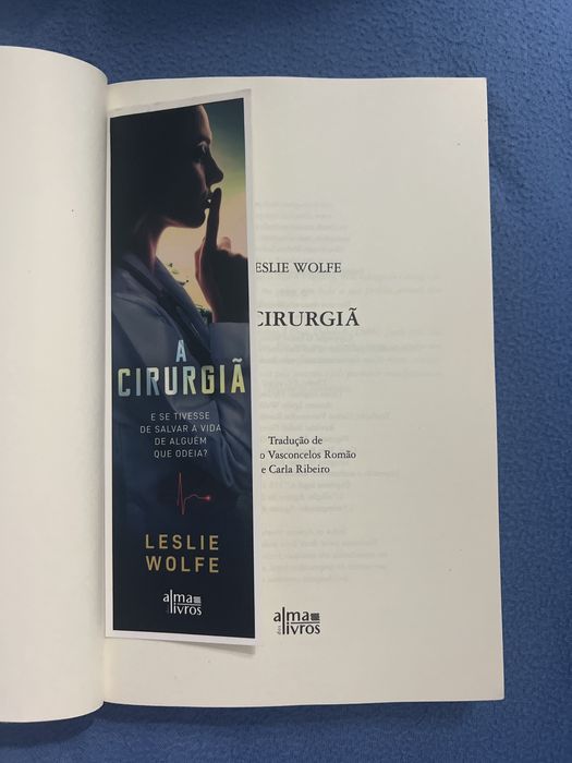 Vendo livro “ A cirurgiã”