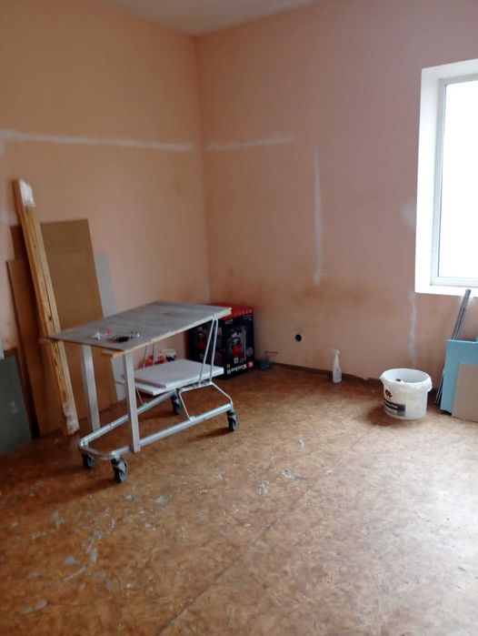 Комната без мебели 30 кв.м в общежитии, Куреневка, м.Почайна и Оболонь