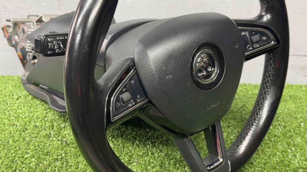 Кермо - Руль Skoda Supero 2 FL Supero 3 руль Octavia a7 Fabia 3