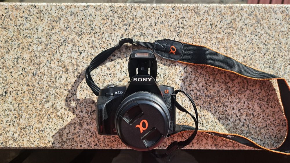 Maquina fotografica Sony A230
