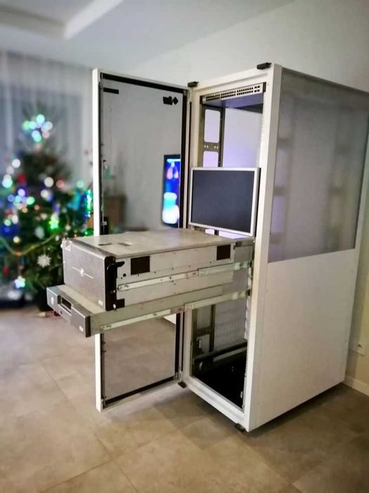 Szafa serwerowa 48U biało czarna