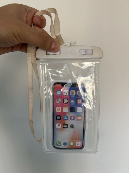 Etui wodoodporne na telefon