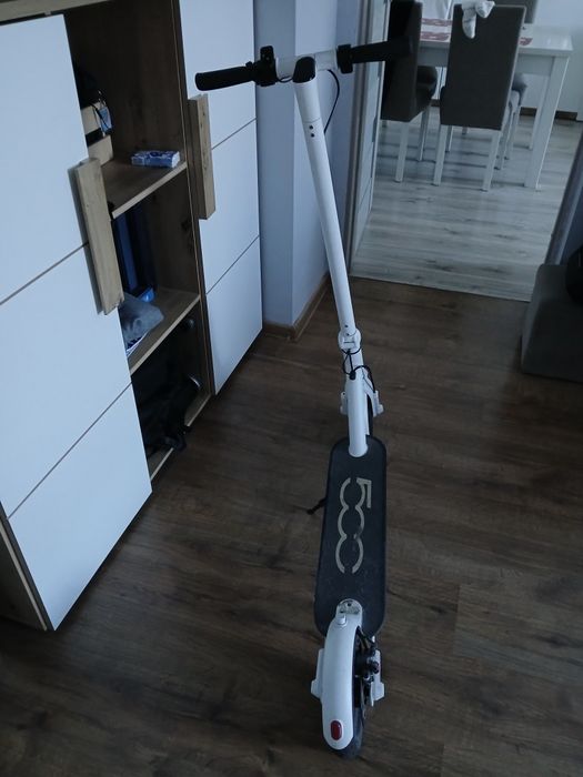 Hulajnoga  elektryczna Fiat 500