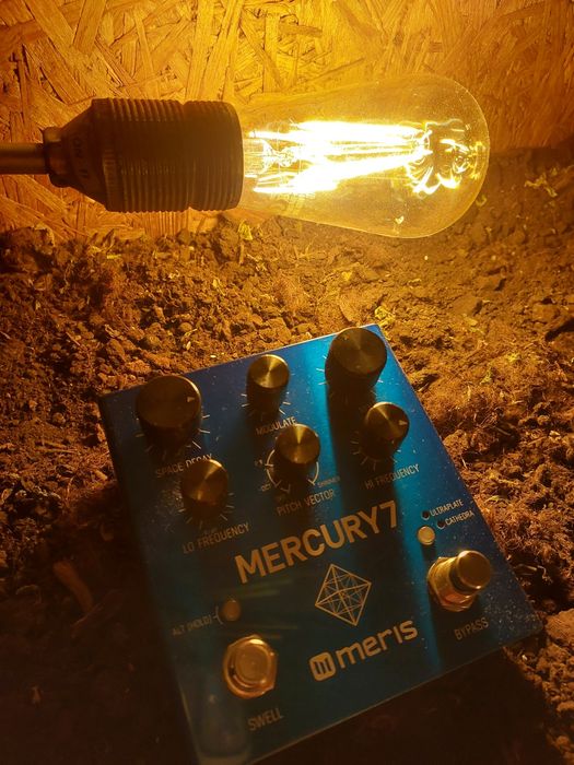 Reverb Meris Mercury 7 ambient/shoegaze/cinematic reverb, stereo, MIDI”