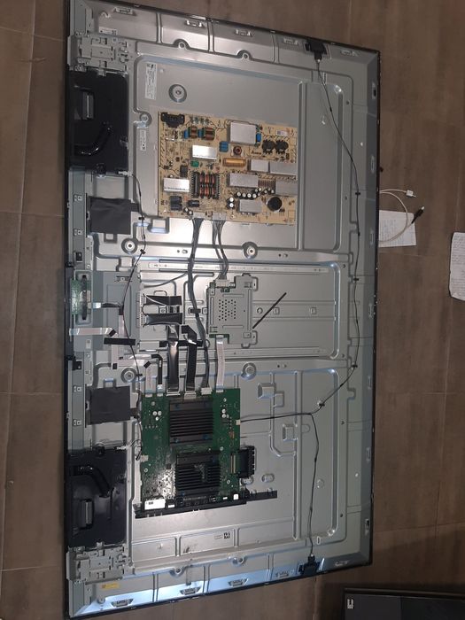 Телевизор Sony Bravia на запчасти