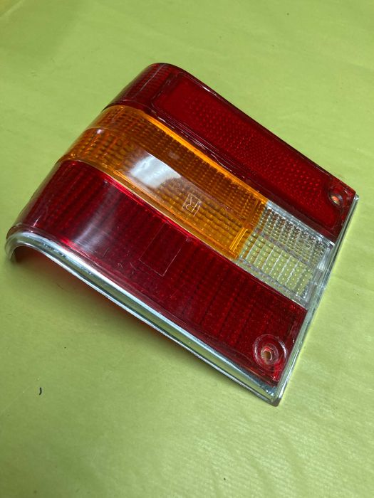 Vidro farolins trás direito Ford Cortina MK3 MkIII