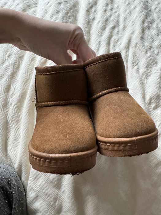 Brązowe buty jak ugg dla dziewczynki 23