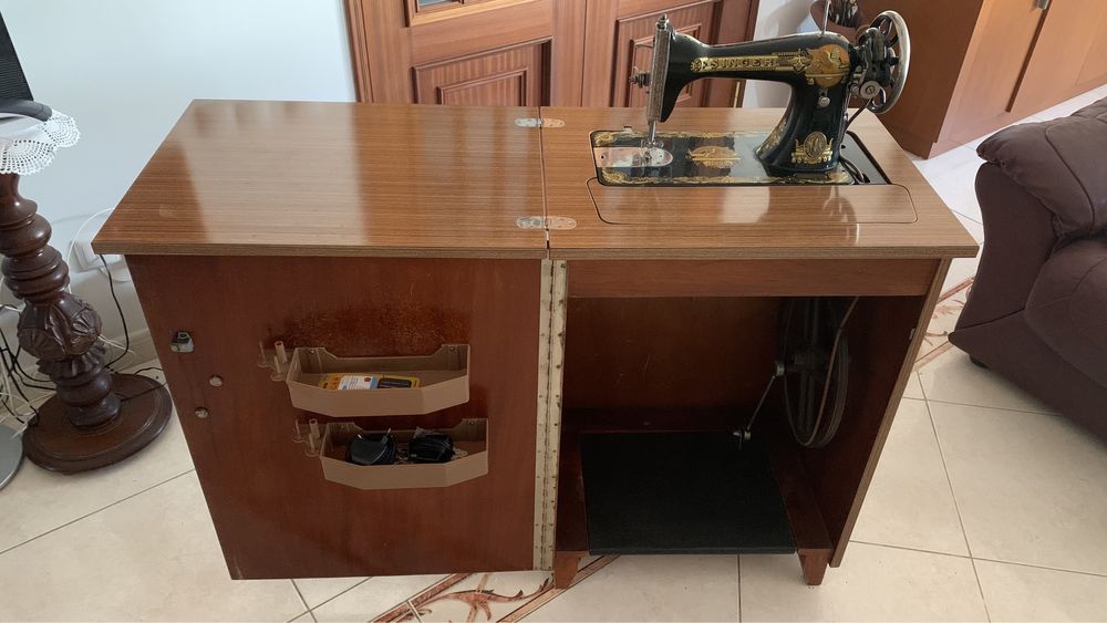 Maquina de custura singer