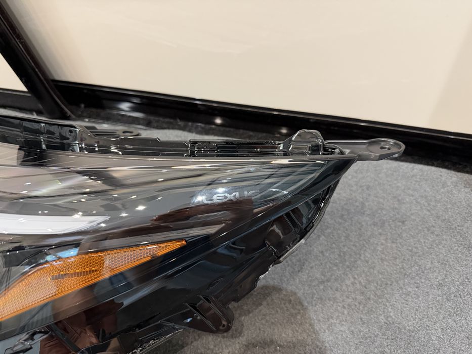 Фари Lexus NX 2022-2026, ліва і права, USA, америка Bi-LED