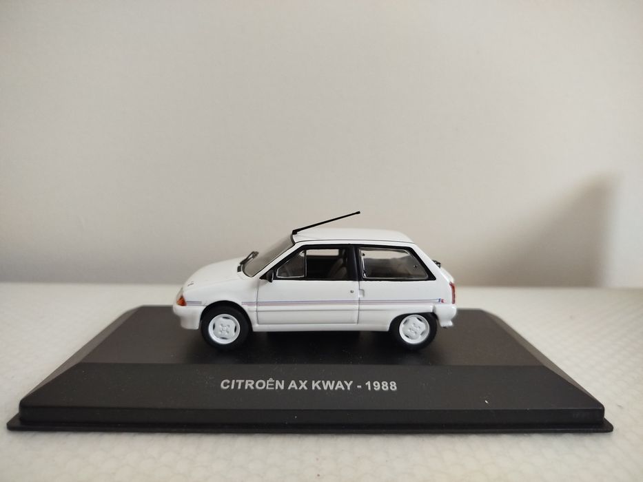 Miniatura Citroen AX 1/43 Nova
