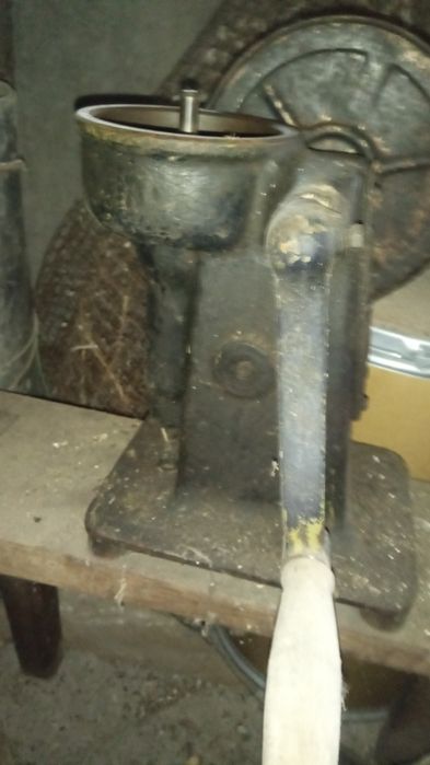 Сепаратор для молока советского виробництва