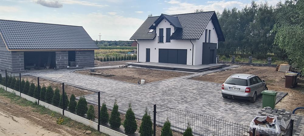 Brukarstwo, Usługi Brukarskie