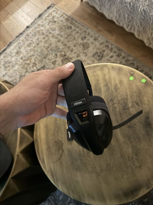 KROM Wireless Gaming Headset with USB Dongle