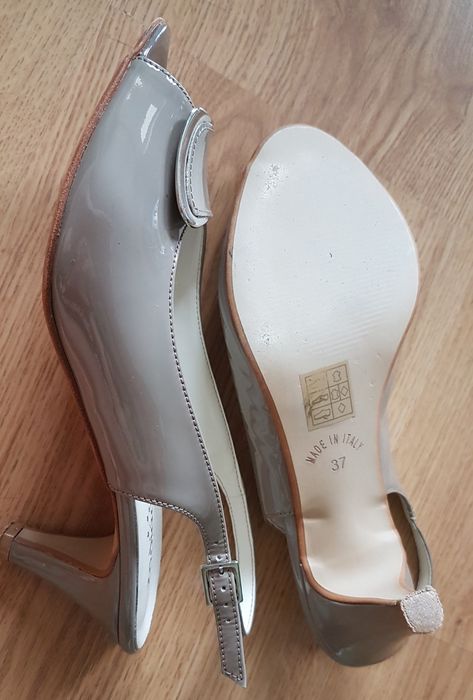 Buty damskie na małym obcasie