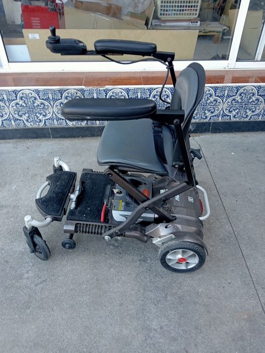 Cadeira /Scooter Elétrica Egiro