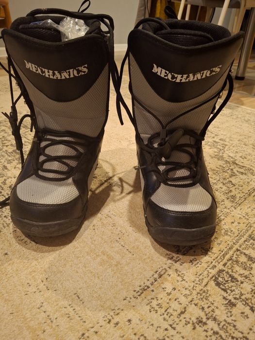 Buty snowboardowe