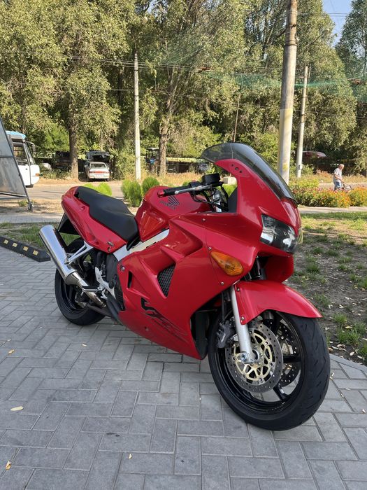 Honda VFR800!! Продажа или обмен !800