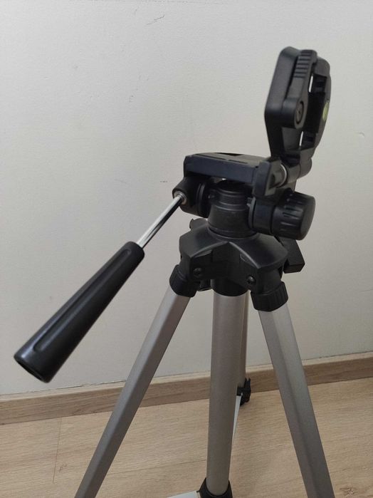 Statyw CAMROCK teleskopowy aluminiowy z poziomicą składany + pokrowiec