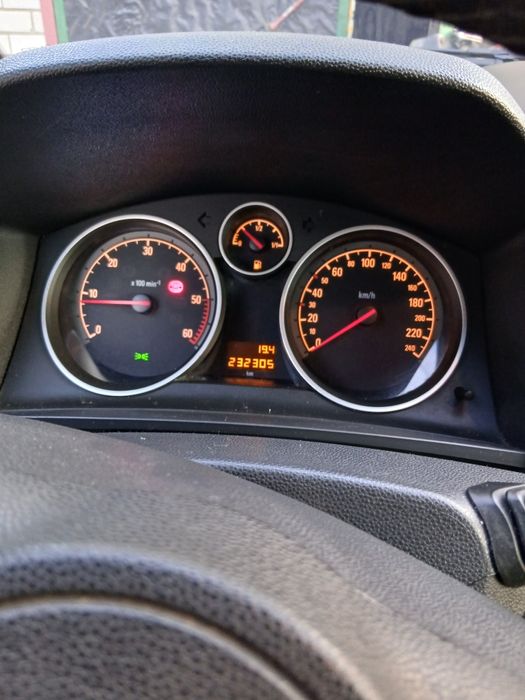 власне авто 2,5р в Україні. Автівка після Т.О.