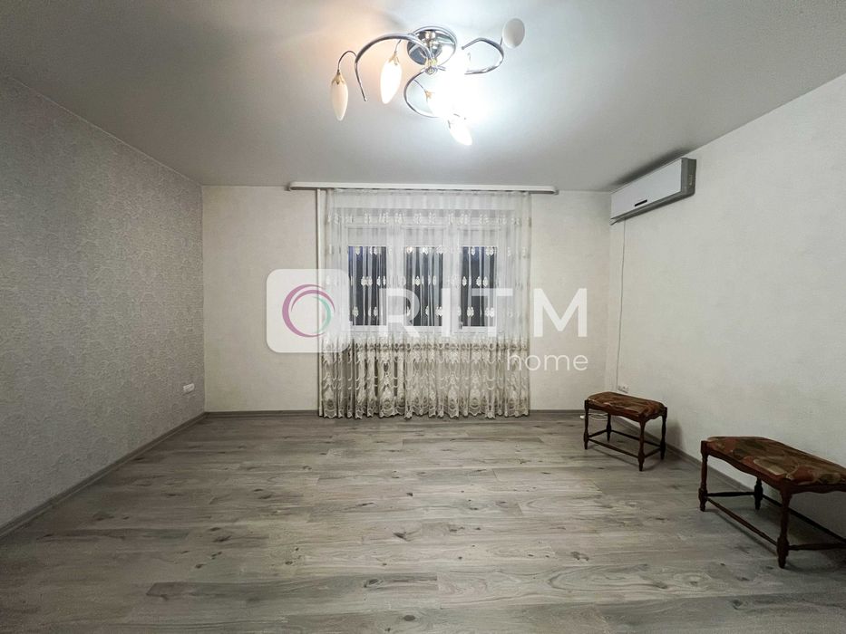 Продаж 2-к. квартири по вул. Гулака-Артемовського